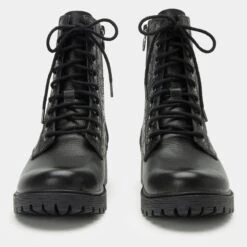 Ari Night N Gale Boot -Fashion Shoe Store ARI 8101 S5 2801faea 40c7 4d70 aa8a 28fde67febe0