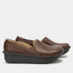 Shoes Debra Cocoa Blooms Shoe -Fashion Shoe Store DEB 8139 S2 30704f54 8d49 4b70 812f 447b339ee35c