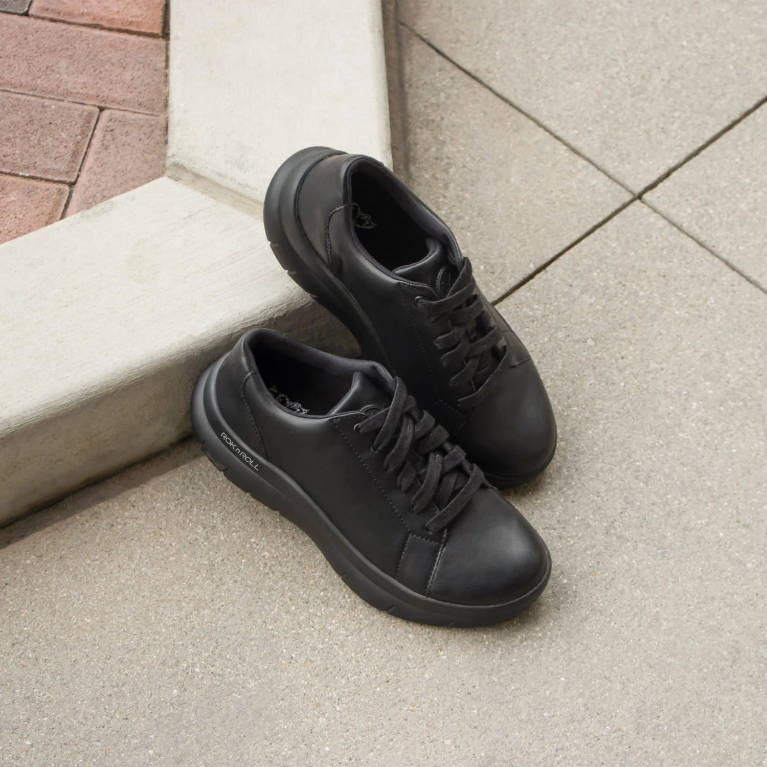 Flote Black Shoe 2 Flote Black Shoe - Image 2