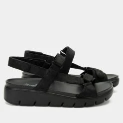 Henna They Call Me Mellow Black Sandal -Fashion Shoe Store HEN 6142 S2