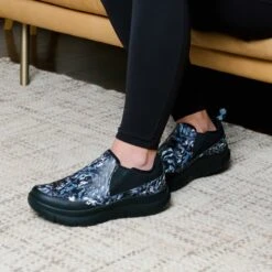 Fashion Shoe Store -Fashion Shoe Store RRSL 7501