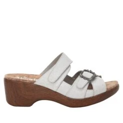 Sierra Delicut White Sandal -Fashion Shoe Store SIE 7408 S2