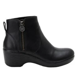 Serina Black Boot -Fashion Shoe Store SRI 601 S2