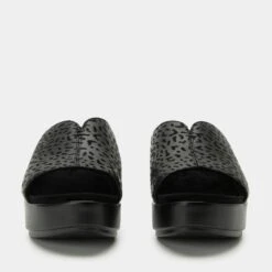 Triniti Not A Cheetah Sandal -Fashion Shoe Store TRI 6127 S5 c9918848 1cb6 4a72 bbc7 66f08463a69d