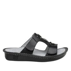 Vanna Black Sandal 8 Vanna Black Sandal -Fashion Shoe Store VNN 601 S2