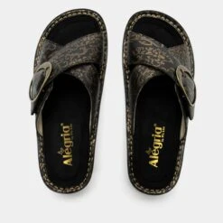 Vanya Chandelier Bronze Sandal 9 Vanya Chandelier Bronze Sandal -Fashion Shoe Store VYA 6125 S4